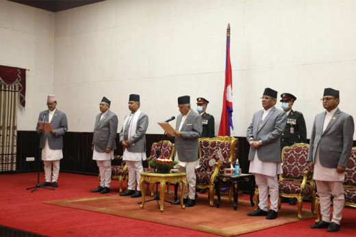 परराष्ट्रमन्त्री साउदद्वारा शपथ ग्रहण